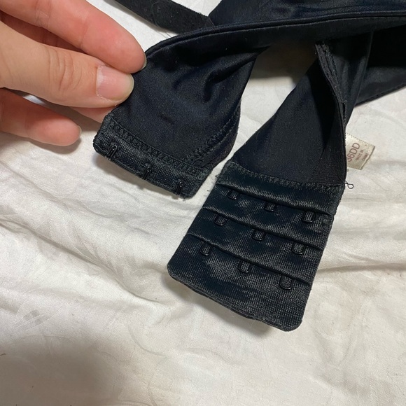 Gilligan & O’Malley Black Bra Size 36DD 36E Padded Clasp Area Used Condition - Picture 5 of 7